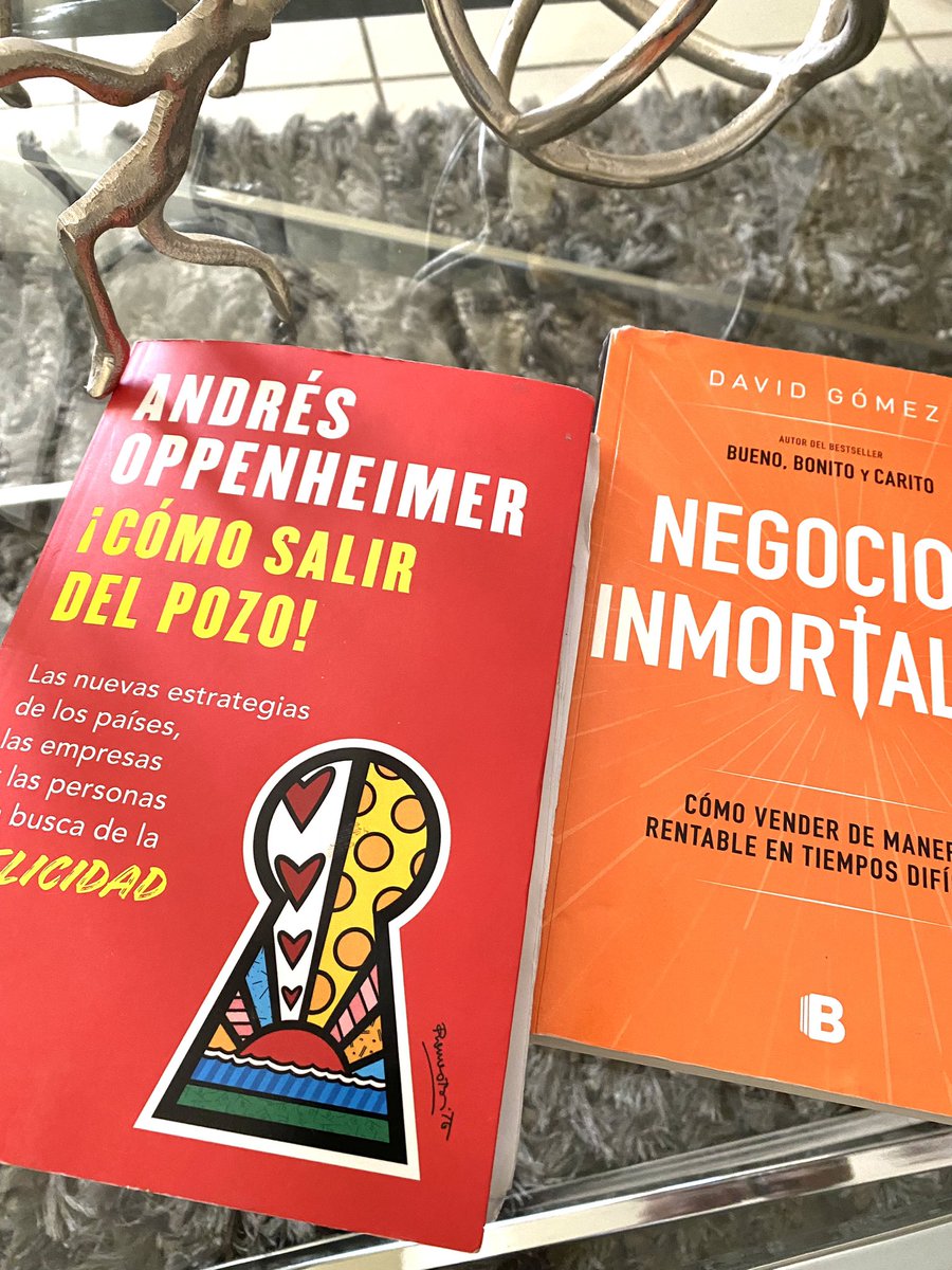 #DíaDelLibro una buena lectura, será siempre una de las mejores disciplinas para el crecimiento humano 📚