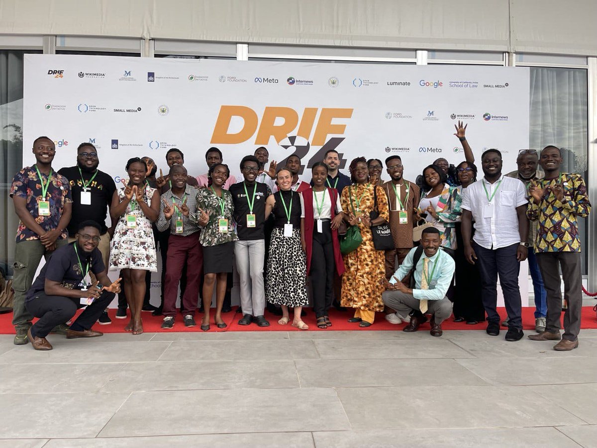 Esse Fati tweet media