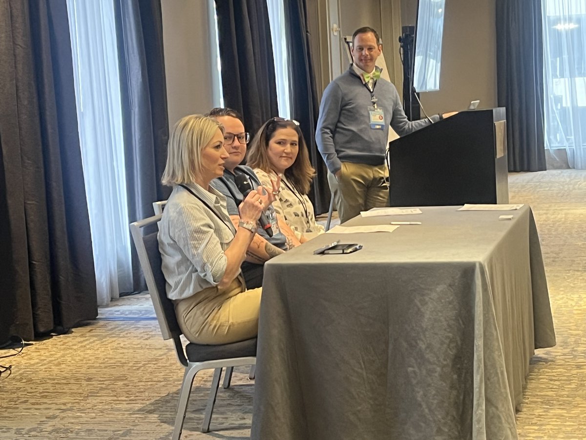 statecommission's tweet photo. Today in #Minneapolis, we're hosting 85 service commission staff at our #VolunteerEngagement Convening, led by ASC Volunteer Engagement Manager Alli Zuel, and #ProgramOfficer Convening, led by ASC Training and Technical Assistance Manager Chad Driscoll. Thanks for joining us! https://t.co/bqeZ4sTB9j