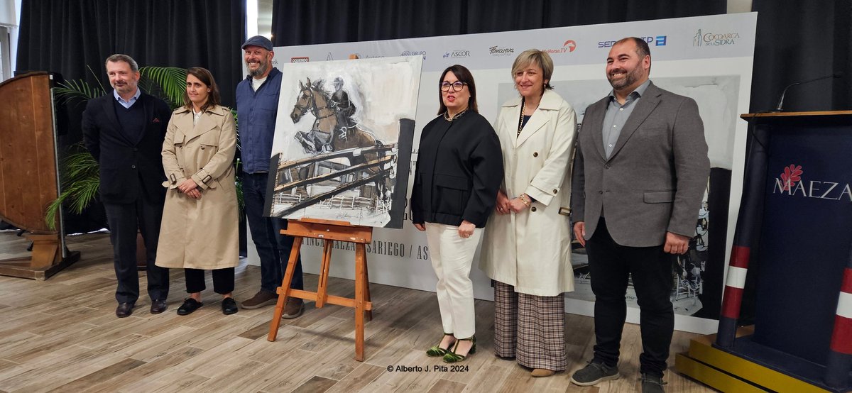 AlbertoJosePA's tweet photo. Presentación del cartel realizado por Toño Velasco para el CSI 3* MAEZA 2024 que se celebrará los próximos días 5, 6 y 7 de Julio en las instalaciones de la Yeguada Finca Maeza #yeguadafincamaeza #csimaeza #sariego #Asturias #comarcadelasidra @oxersport @Comarcasidra https://t.co/WXFg46DQI1