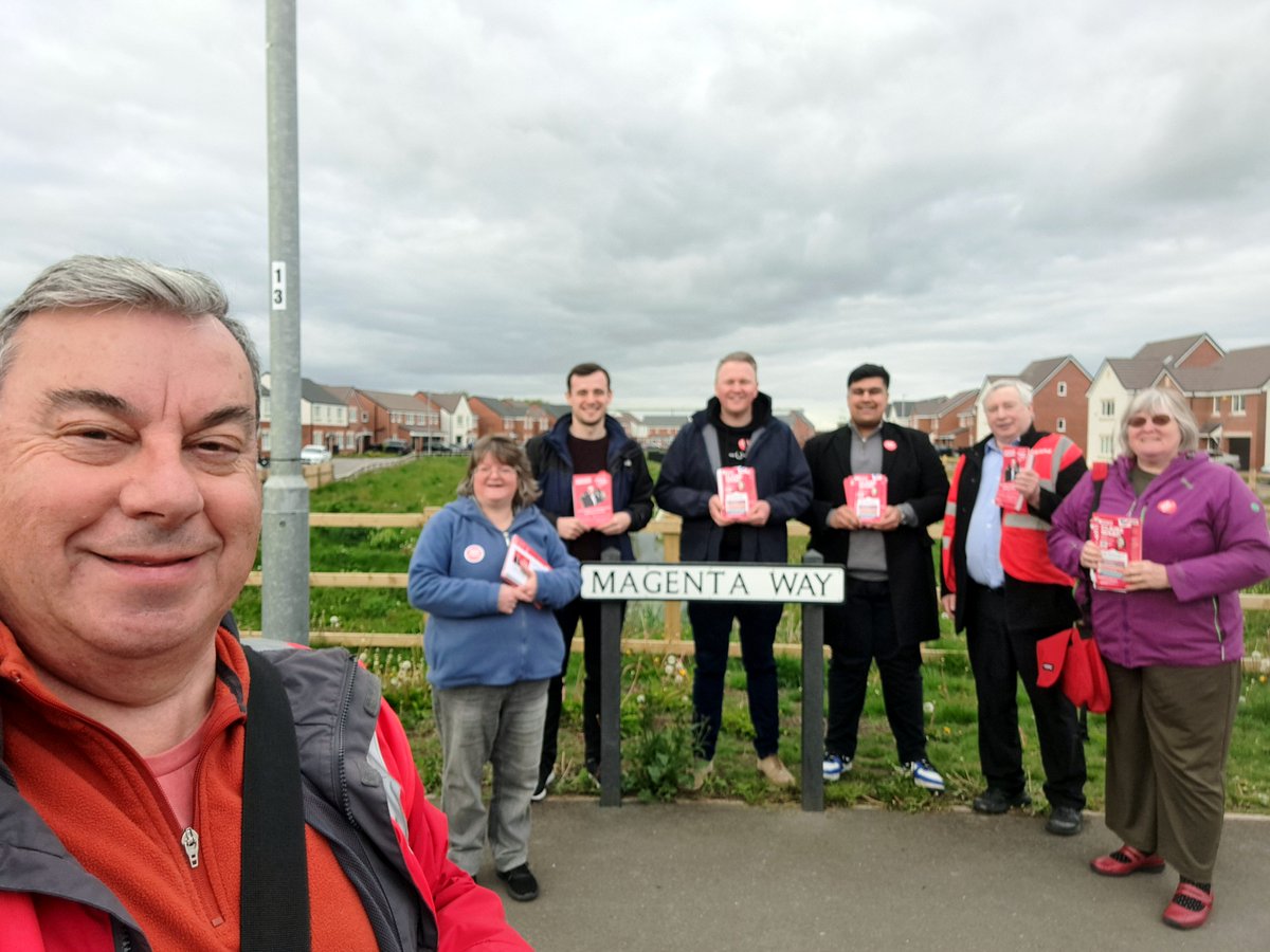This @LabourGedling team had some great conversations on the #labourdoorstep in Trent Valley tonight and found lots of support for @ClaireWard4EM, @gary_godden, and @MichaelPayneUK