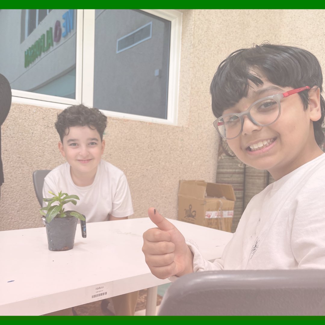 SlkRacing's tweet photo. Sustainability is not just about talking; it’s about taking action! And that’s how we SLK and Al-Forsan International Schools always make sure to inspire the next generation to make a sustainable difference. 🌟♻️ https://t.co/0N1pO4Lykc