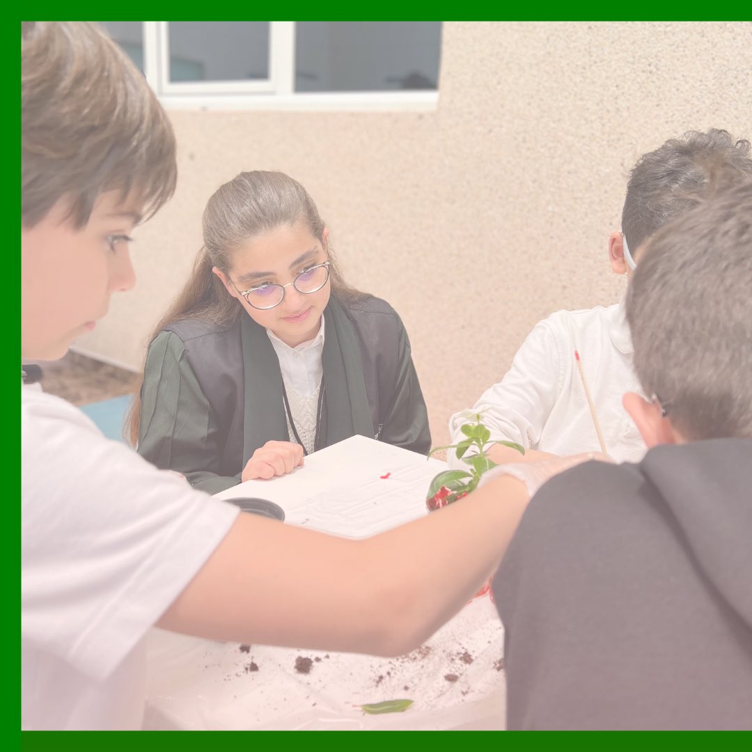 SlkRacing's tweet photo. AlForsan International Schools creative students transformed everyday waste materials into unique works of art. From plastic cups sculptures to cardboard masterpieces, their creativity knows no bounds! 🎨♻️ https://t.co/DbXfVdQAQC