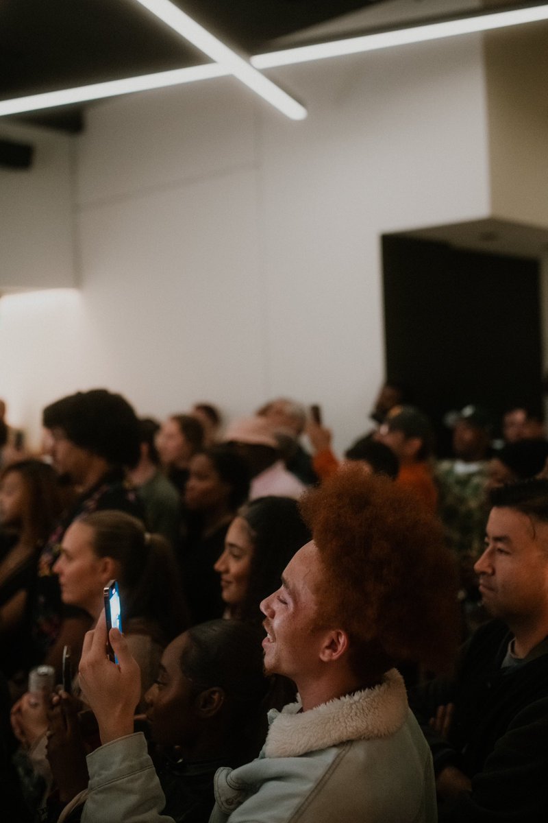 Push-Up Bra LA tweet media