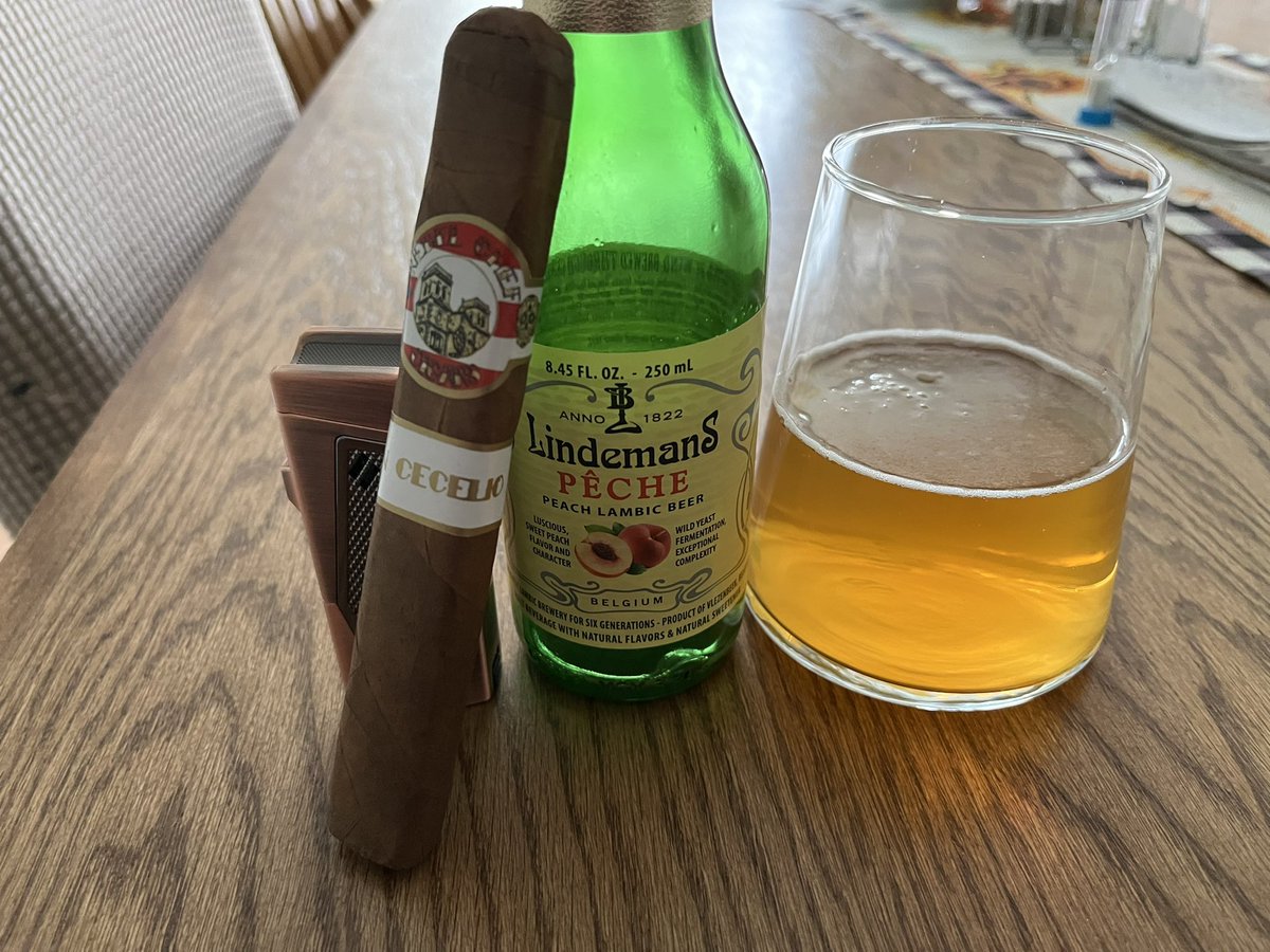 I’M BACK!!! To health, friends & a fine cigar - cheers🍻💨 My first cigar back is the Don Cecelio by @RebelChefJay While In celebrating - Happy Birthday Shoutout to @JimLovesMB & @TheDaveMags