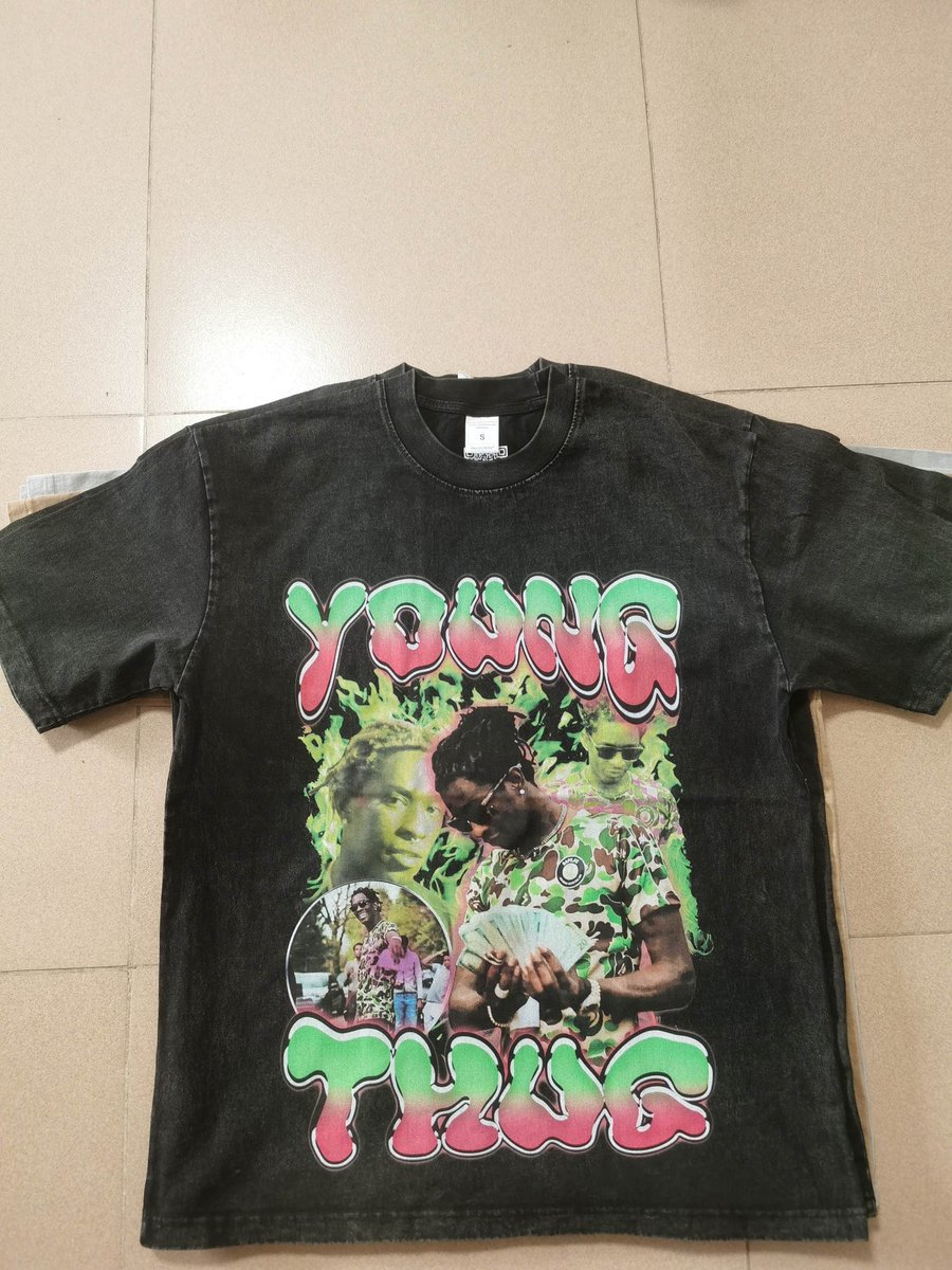 directedbydna's tweet photo. Scan the QR code and you can watch the video that the images on the shirt were created from https://t.co/kLkhbiAGsm let me know if you guys think this was a good idea! ( still images were created from videos I’ve filmed ) https://t.co/BYrhKG6Hat https://t.co/yVncd5Zx2H