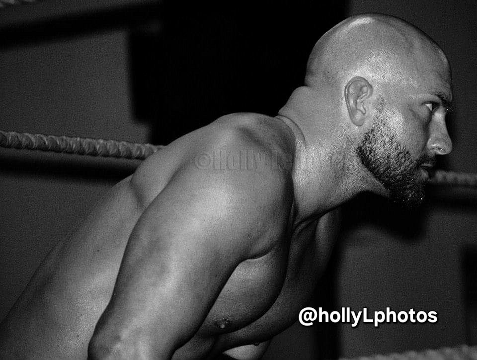 HollyLPhotos's tweet photo. 2014 • #thebladeofbuffalo • @smashwrestling 

#smashwrestling #pepperparks #flashback #aew #allelitewrestling @AEW #prowrestling #professionalwrestling #indywrestling #independentwrestling #photography #sportsphotography #nikon #hollylengyelphotography #hollyLphotos https://t.co/lakAwlEIxk