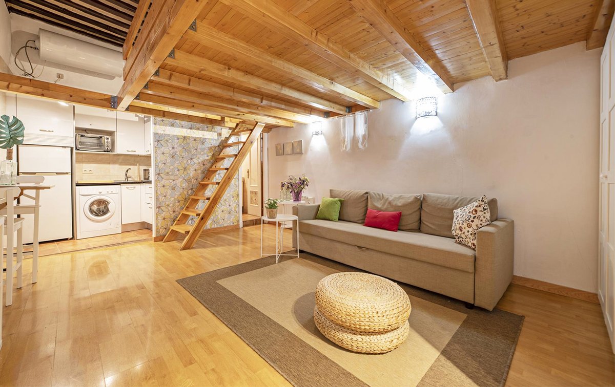 DeCasa_Collect's tweet photo. Optimize your property's functionality and add value with a garage conversion 🏠 Our blog outlines the insights and possibilities #GarageConversion #HomeImprovement #InteriorDesign #HomeDecor

https://t.co/bjDh77ppGF https://t.co/958KoxksS4
