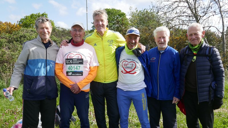 These are the 6 who have, as of Sunday, done every @LondonMarathon! Would be great if the main account could give them a shoutout. The oldest, at 82, Dr Malcolm Speake, was determined to get around an completed the 2024 edition after 9 hours and 54 minutes 🔥