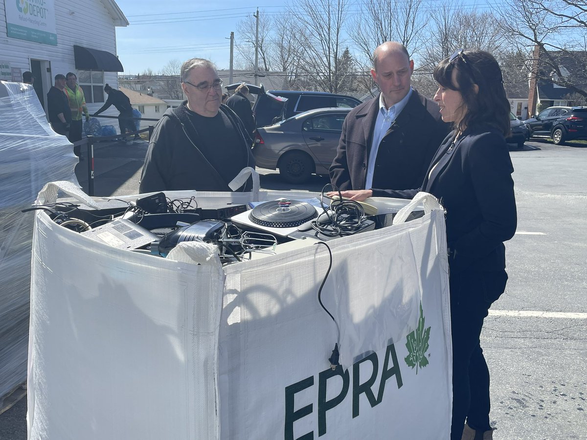 Starting June 1, Nova Scotians can drop small household appliances & electronics (toasters, hair dryers, air fryers and so on) off to one of 80 locations across the province to be recycled. 1/4