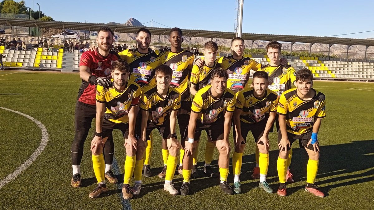 SCTorreviejaCF tweet picture