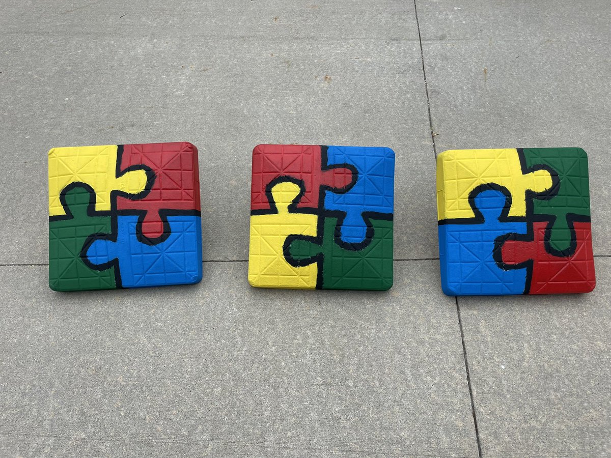 SteveMurry44's tweet image. The bases have been painted for Sunday’s Autism Awareness games.