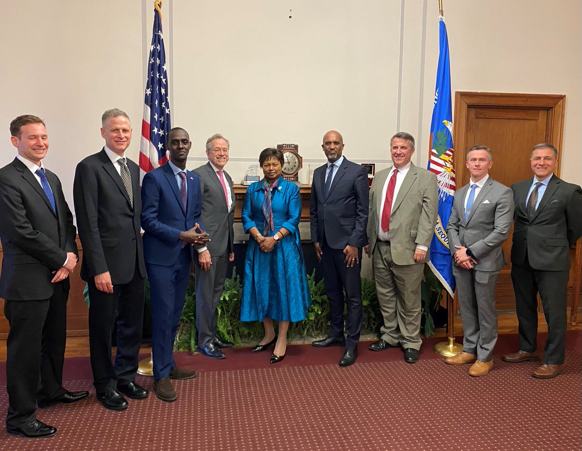 .@DOJCrimDiv’s Office of International Affairs & Human Rights & Special Prosecutions Section welcomed Republic of Rwanda Minister of Justice Dr. @eugirashebuja1 & @AmbMukantabana to discuss strengthening cooperation in criminal matters.