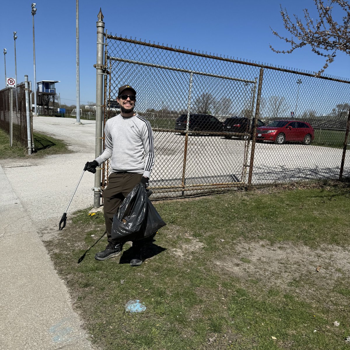 WSClighting's tweet photo. Our Distributor Sales Representative Nate Mailloux and the team at @Electrozad Sarnia were out yesterday doing some Earth Day cleanup at Norm Perry Park. Great job all!! 🌎♻️ #EarthDay #EarthLIGHT https://t.co/pewkgV43cv