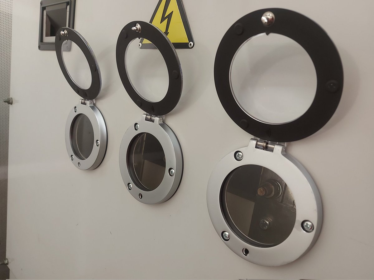 GeoThermLtd's tweet image. Another GeoThermLtd retrofit of @CorDEX_IS IW3000 Infrared windows to a transformer, and all ready for our thermal inspection. #Thermographic #thermalimaging #irwindows