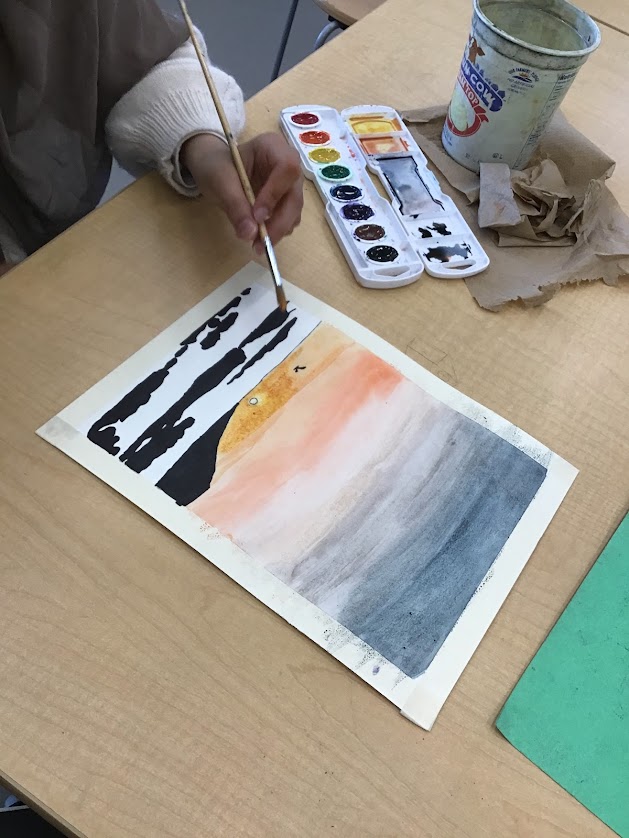 Sixth Grade Visual Arts Exp @AFMSChargers started painting their final watercolor painting! Students were asked to use their creative and critical thinking skills to paint Watercolor Techniques that complement the shapes of their Silhouettes.