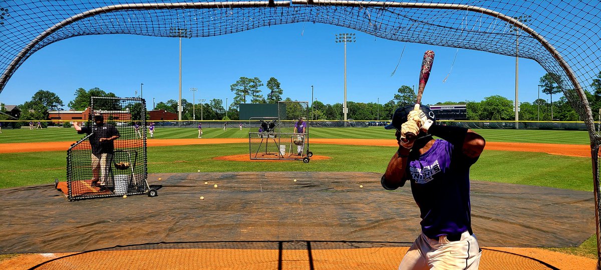 MGABASEBALL's tweet photo. Mππππππ + Oππ Sππ BP #MiddleBack #MGA https://t.co/rheNLTuxFX
