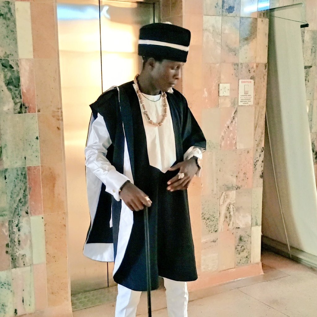 #VoteDejanGreg                                                                    Fashion Stylist  Of The Year
vote.2tokee.com/event/Kitenge%…