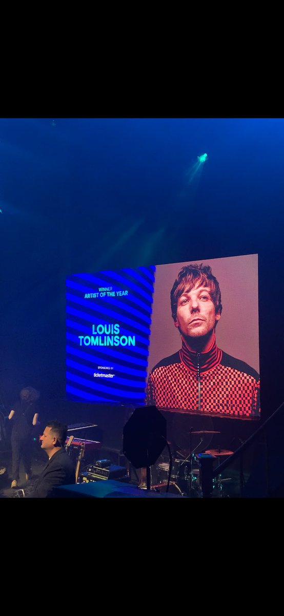 Congratulations to @Louis_Tomlinson for winning the @TicketmasterUK Artist of the Year Award!