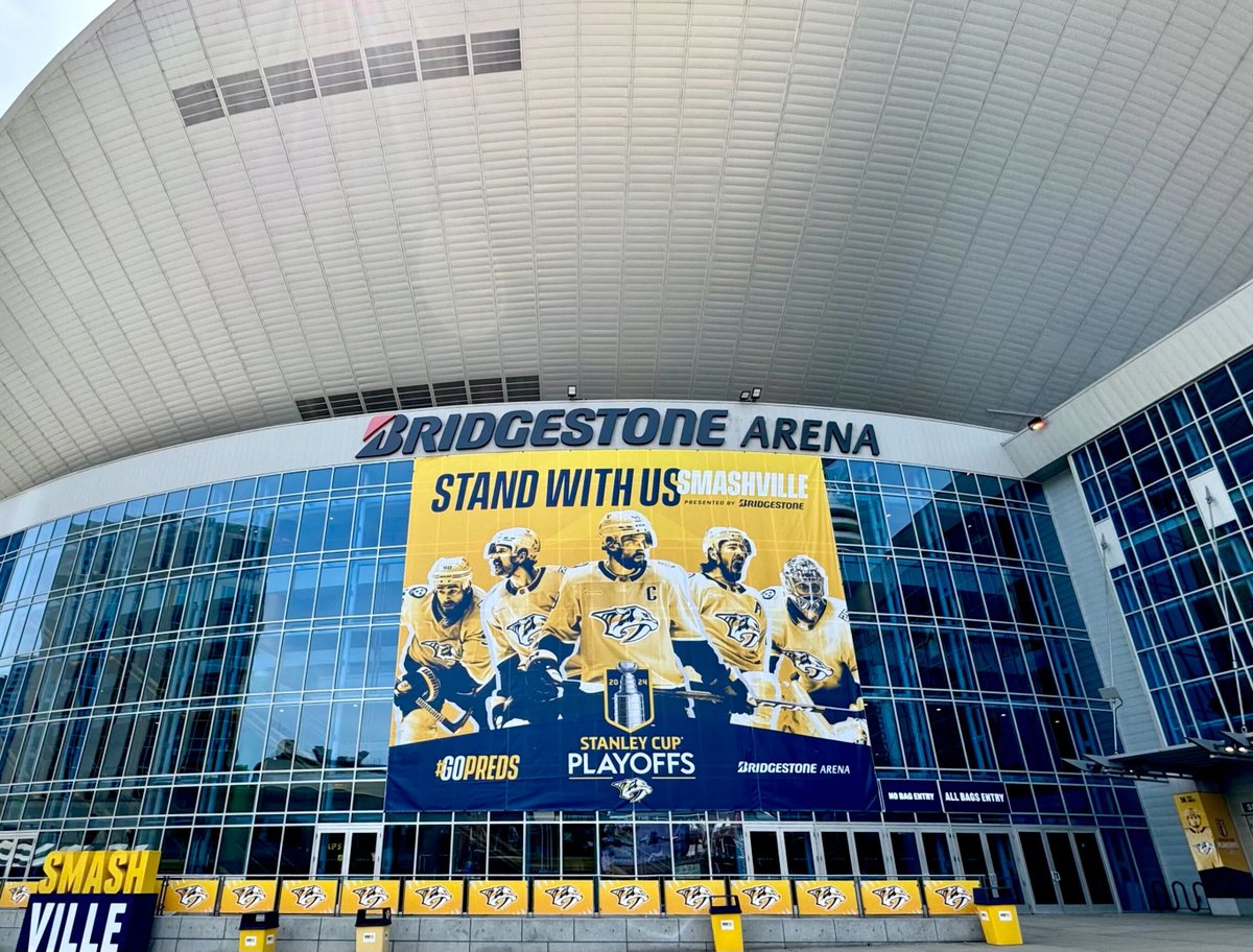 💙💛 We are excited to host the Stanley Cup® Playoffs in #SMASHVILLE this weekend! 🎫 Be there to say #GoPreds > bit.ly/44cPWcC 🍺 Get tickets with Smashville Sky Lounge Access > bit.ly/49Mh6Za