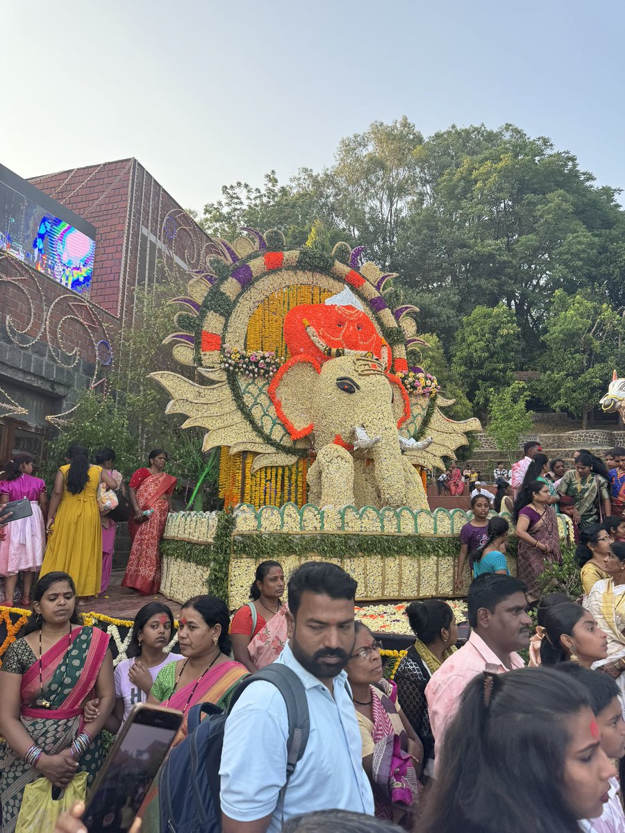 ShashankMengade's tweet photo. since i was born ive always visited mhasoba devastan kharavde (mulshi) on the varshik utsav day which falls on hanuman jayanti… what a great feeling… blessed ! 🙏🏼 https://t.co/spsBhw3tMV