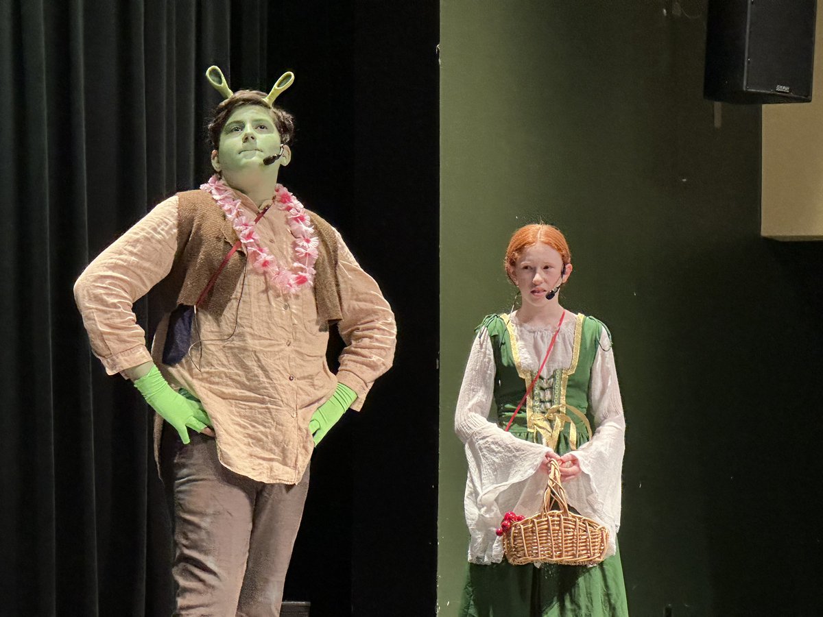 APSKenmore's tweet image. Kenmore presents Shrek the Musical Jr., April 25 and 26 at 7:00 pm. Admission by donation.  @APSVirginia @APSArts