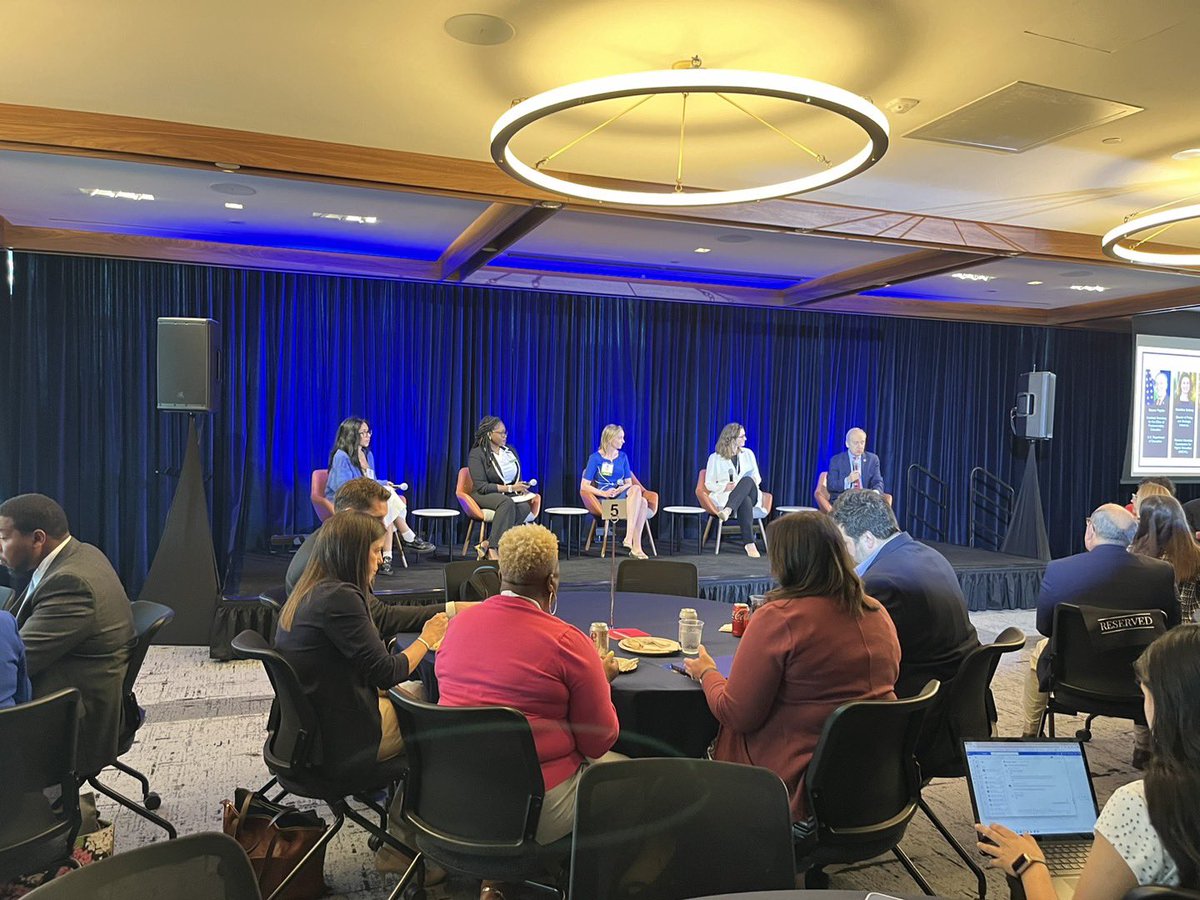 Advising Success Network tweet media