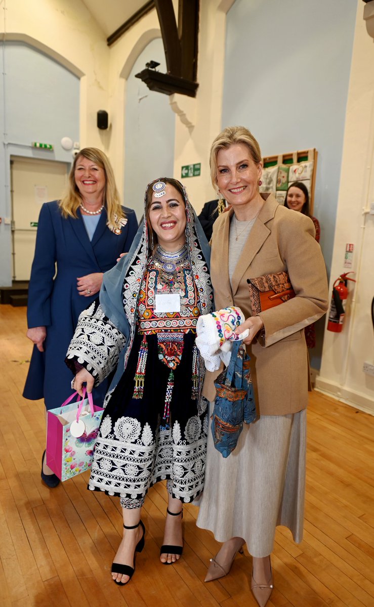RoyalFamily's tweet photo. Today, The Duchess of Edinburgh visited The King’s Arms Project, a charity dedicated to tackling homelessness, displacement, and isolation in the Bedford area.
 
During the visit, Her Royal Highness joined an English language class to find out how immigrant and refugee women are gaining independence through learning the language they need for everyday conversations and interactions.