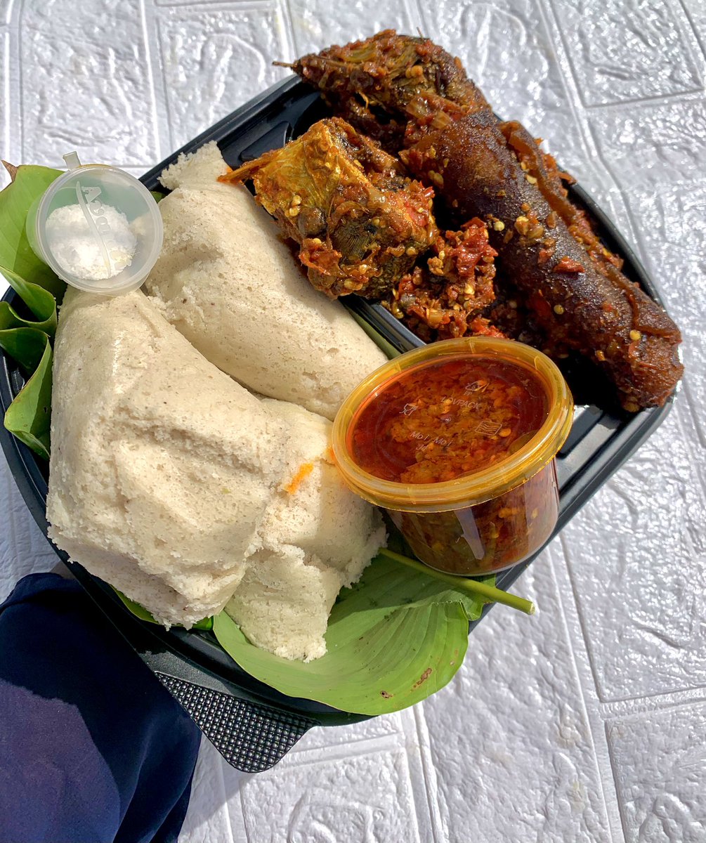 ZabsCuisine's tweet photo. Anywhere you see this ,pls me dash my hustle 1 retweet🙏
Food for KINGS AND QUEENS ONLY .🙌

We delivered premium plates of Ekuru,Eko ,panla osan,ponmo,Titus fish and loaded signature stew for lunch today .

We are available to take all your food orders @Ibadantwitta_ @AbeniAde_ https://t.co/bQZ3sLkENJ