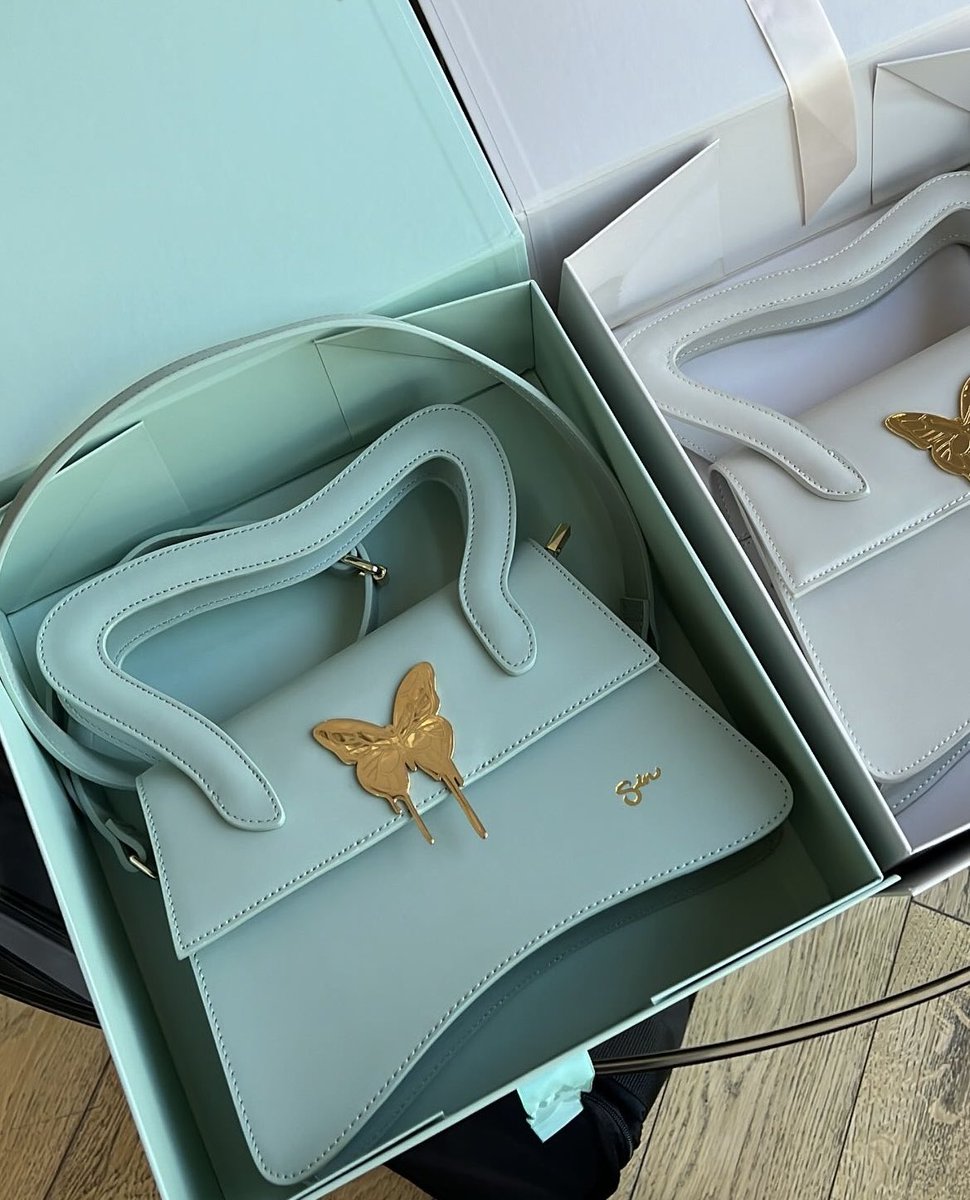 sincerelyart's tweet photo. literally my fav! &amp; look at how perfect it matches its custom packaging 😭 https://t.co/CW331t976s