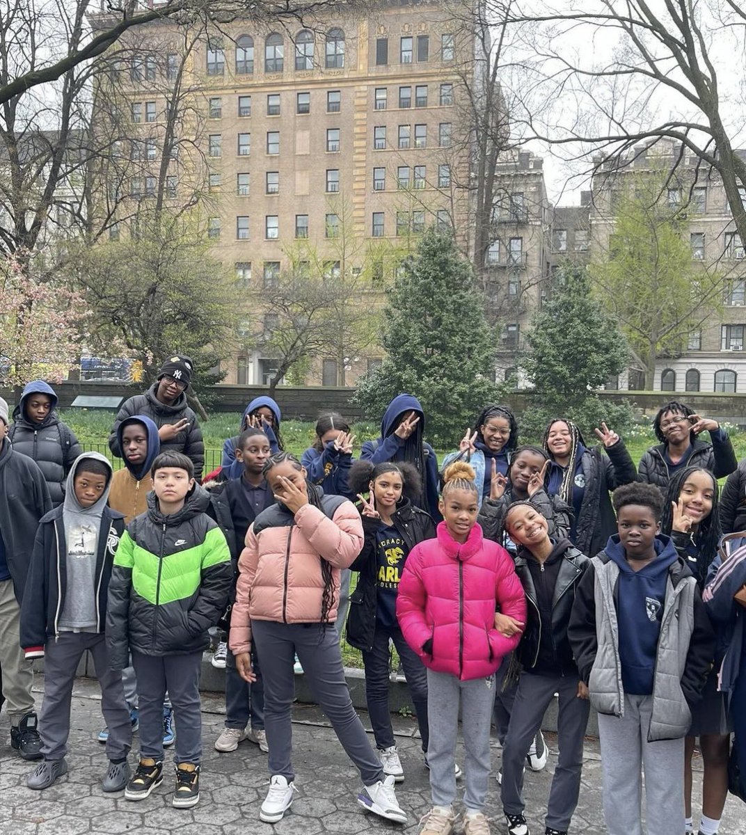 “To plant a garden is to believe in tomorrow.”
~ Audrey Hepburn
This #DayofService, our scholars planted flowers at Central Park. We can’t wait to see how they bloom! 🌼 #DPPSCivics #DemocracyPrep