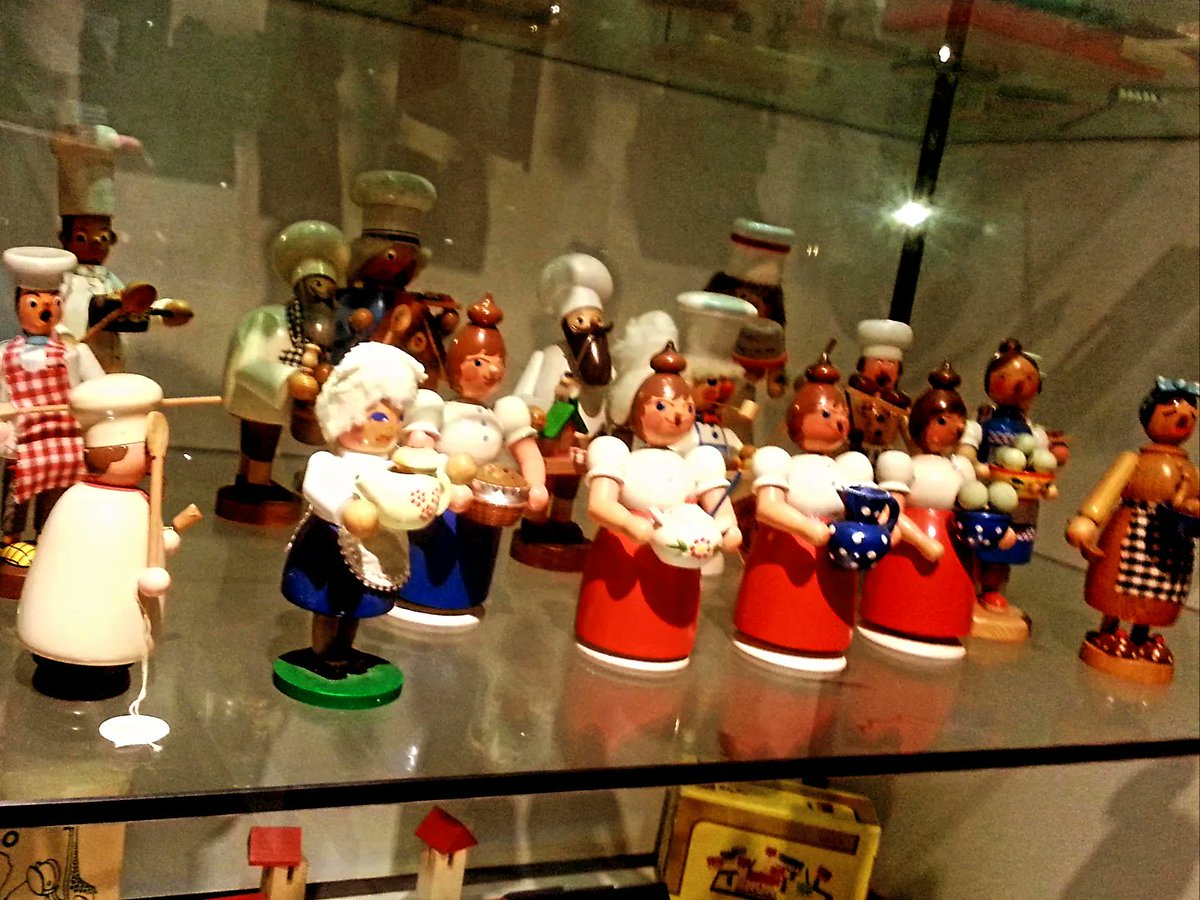 Büyük Millet Meclisi'ne giden yol...

🛳Padişah, ingilizlerin Samsun'daki asayişsizliği gidermelerini istemesi üzerine Mustafa Kemal Paşa'yı müfettiş olarak görevlendirecektir. 19 Mayıs 1919'da Samsun'a ayak basan Mustafa Kemal Paşa bu vazifeyi halkın iradesine dayalı bir +