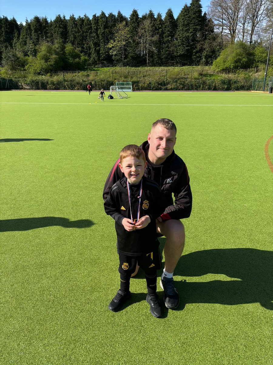 Daire takes the spotlight as our Shelley Stars Player of the Week! 💫 His unmatched dribbling skills and fierce tackling in the number game leave us in awe. Keep dominating, Daire! #PlayerOfTheWeek #ShelleyStars