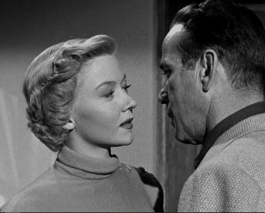 #Bales2024FilmChallenge 23 Apr: Lovers Movie In a Lonely Place (1950) Dixon Steele and Laurel Grey fall madly in love... until things go drastically wrong... #NationalLoversDay #LoversDay #FilmNoir #HumphreyBogart