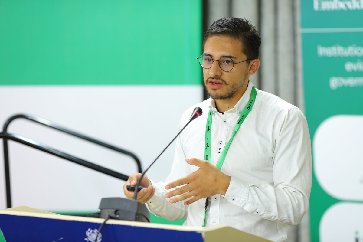 poverty_action's tweet photo. @ICBFColombia Lab shared how to identify early-stage lab projects & design a Lab team & its structure–triggering interesting conversations on how each Lab team adjusts the strategy to their context. #CCLE #EmbeddedEvidenceLabs https://t.co/kMFwyjv5ud