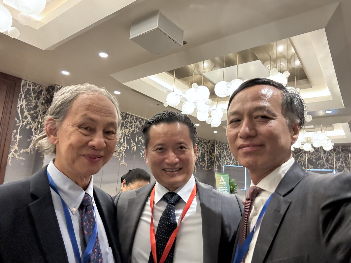 Tat Thanh tweet media