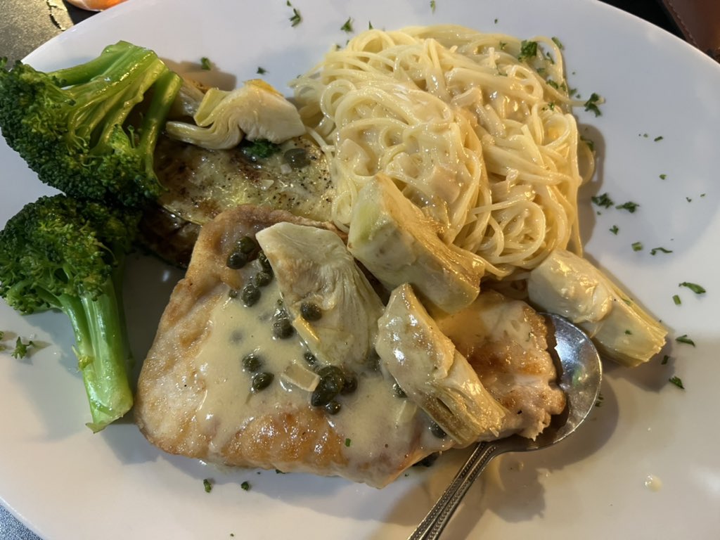 Having red snapper piccata at my favorite little hole in the wall lunch spot. 🤤