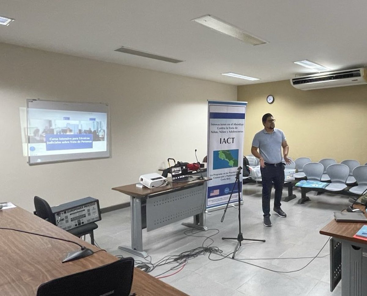 WarnathGroup's tweet photo. En Costa Rica, los Técnicos Judiciales tienen un rol de primera línea en identificar casos de trata de NNA para su procesamiento. Estamos en Puntarenas y Guanacaste brindando una serie de capacitaciones que buscan fortalecer sus capacidades para receptar denuncias efectivas. https://t.co/42aYctNNB0