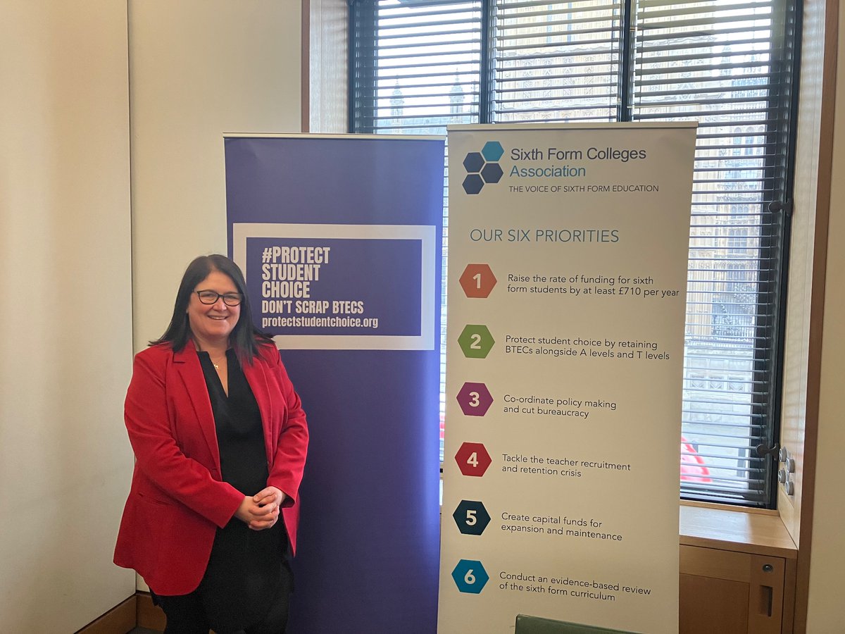 Delighted that the fantastic @rach_hopkins was re-elected as Chair of the APPG for sixth form education yesterday. A champion of @LutonSixthForm and sixth form students across the country. Thank you Rachel! #ProtectStudentChoice