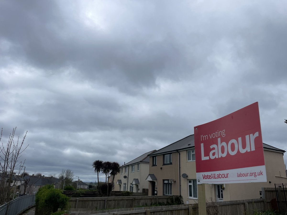 @PlymouthLabour Another cracking day getting out our boards across the City, flying out the back of our vans like hotcakes #LE2024 #LocalElections2024