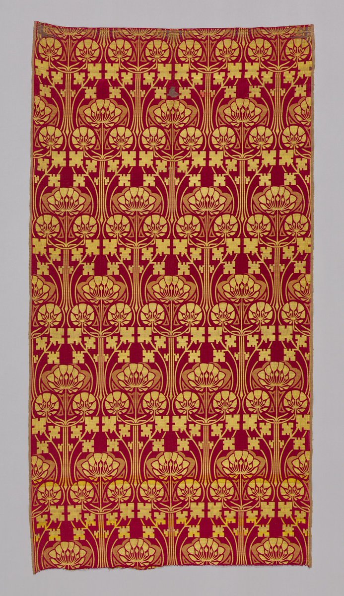 Art Nouveau silk and linnen cloth from c. 1900 by French designer R. Beauclair.