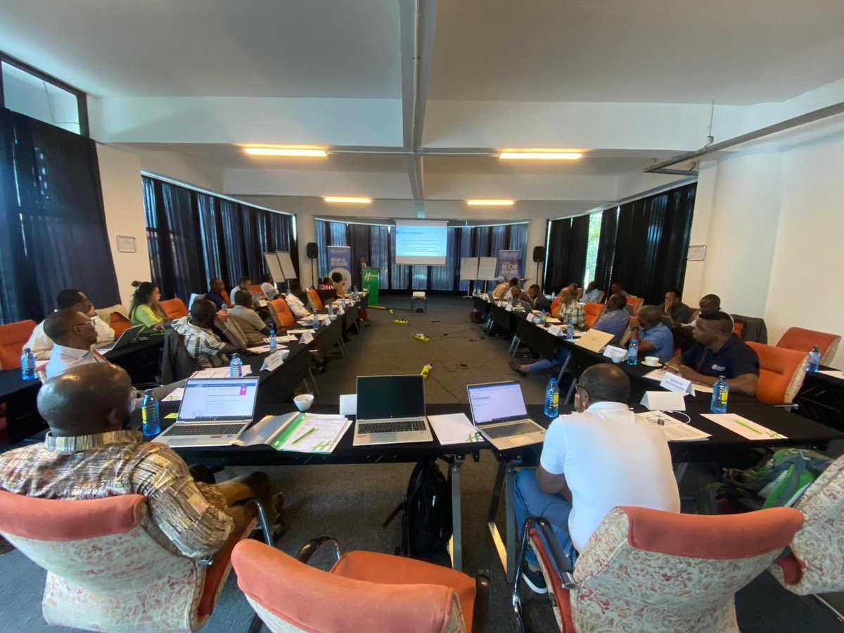 FAOAfrica's tweet photo. Technical officers from 11 @FAOAfrica countries and resilience sector unite to share expertise in resilience measurement, aiming to develop a standardized tool to ensure no one is left behind. 

#LeaveNoOneBehind https://t.co/DS6jrevy7T