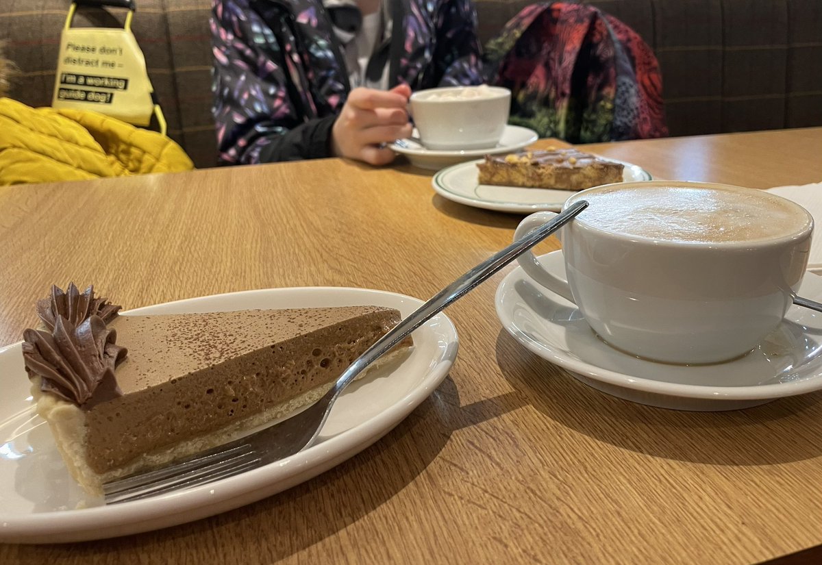 Just a quick trip out for us today to @Notcuttsuk Have to say the cakes in the cafe were amazing! Could not resist the #GypsyTart The #HotChocolate was also a hit with youngest, lots of mallows and cream😊