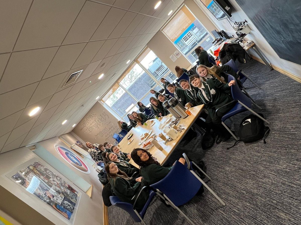 7LLW enjoying a well-deserved reward breakfast with Mrs McCann this morning 🥐 Recognition for them going two weeks without a single member of the form getting a behaviour point! 🤩 #Respect #OpportunityToSucceed