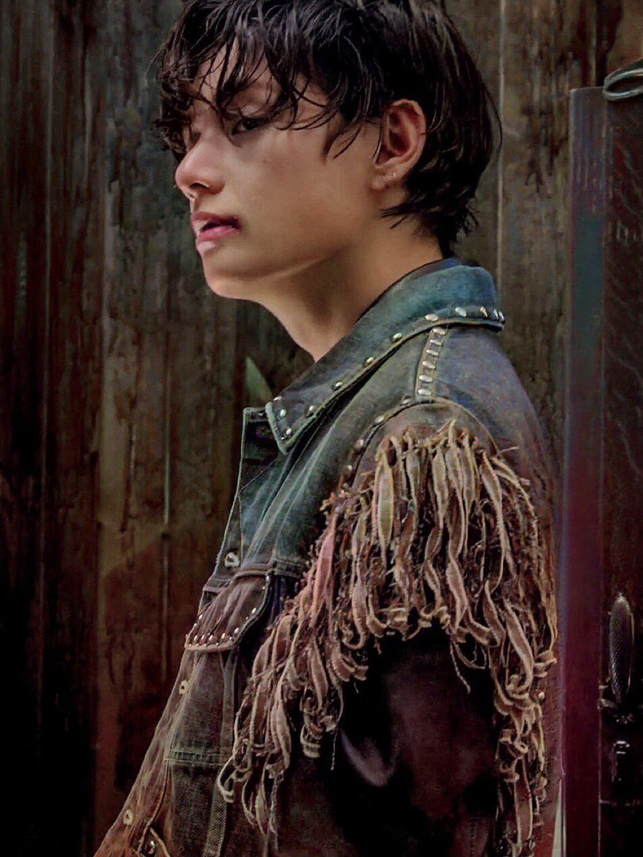 Taehyungimpact's tweet image. TAEHYUNG, THE COOLEST MAN