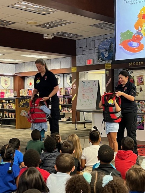 🏊‍♀️🌊The Water Safety Presentation was presented to our Kindergarten and 1st Grade Students this morning!🌊🏊‍♀️ #loveleeschools #watersafety #drowningispreventatable