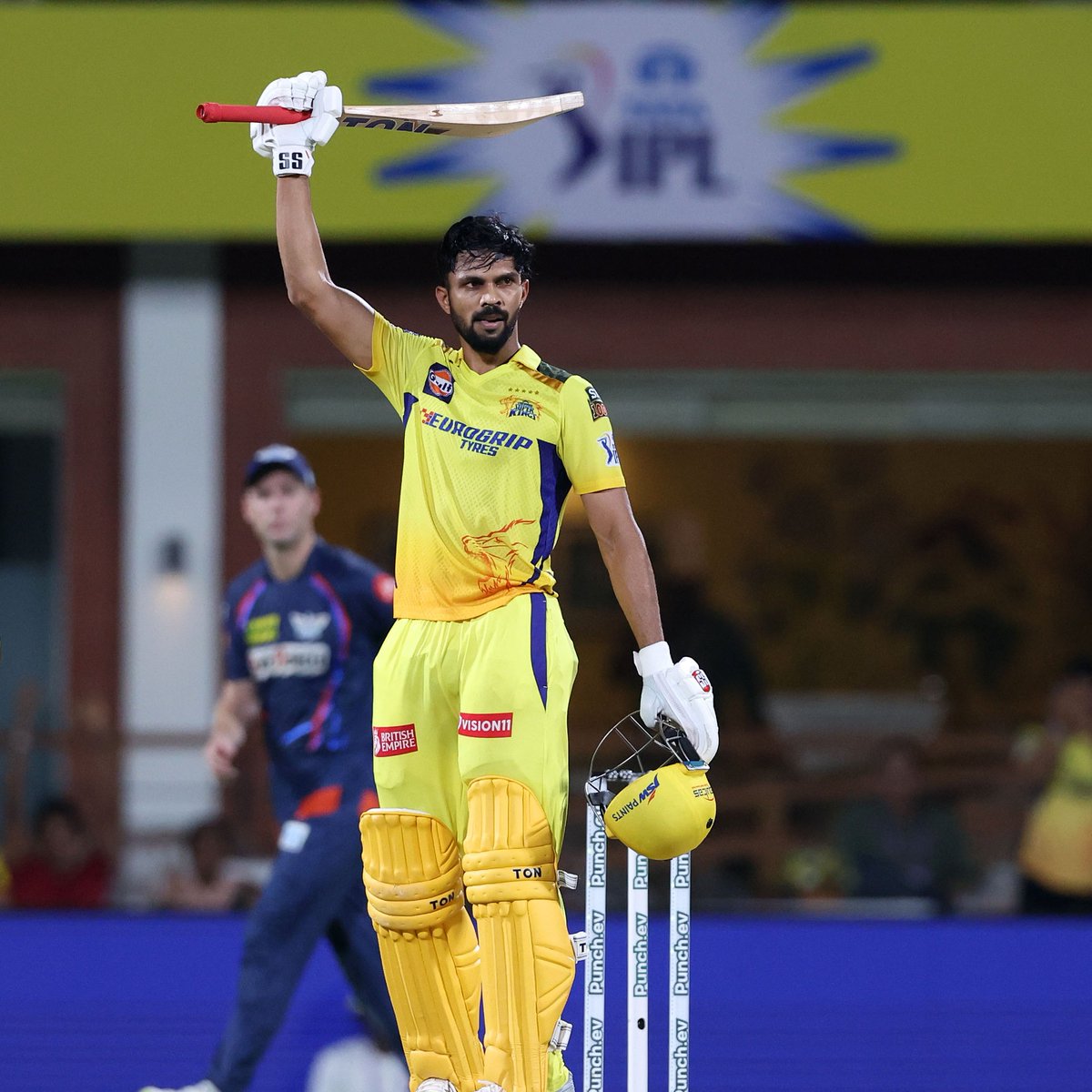 IPL's tweet photo. 💯💛

Follow the Match ▶️ https://t.co/MWcsF5FGoc

#TATAIPL | #CSKvLSG https://t.co/zJGw2mF8TF