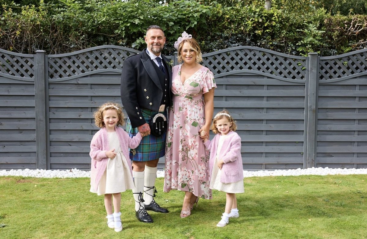 Lynaghan Appeal justgiving.com/campaign/lynag…
In 2021 veteran PARA Michael was diagnosed with terminal prostate cancer.
His only option now is a treatment called Lutetium 177-PSMA which is only available privately.
Please help us raise funds for this potentially life saving treatment.