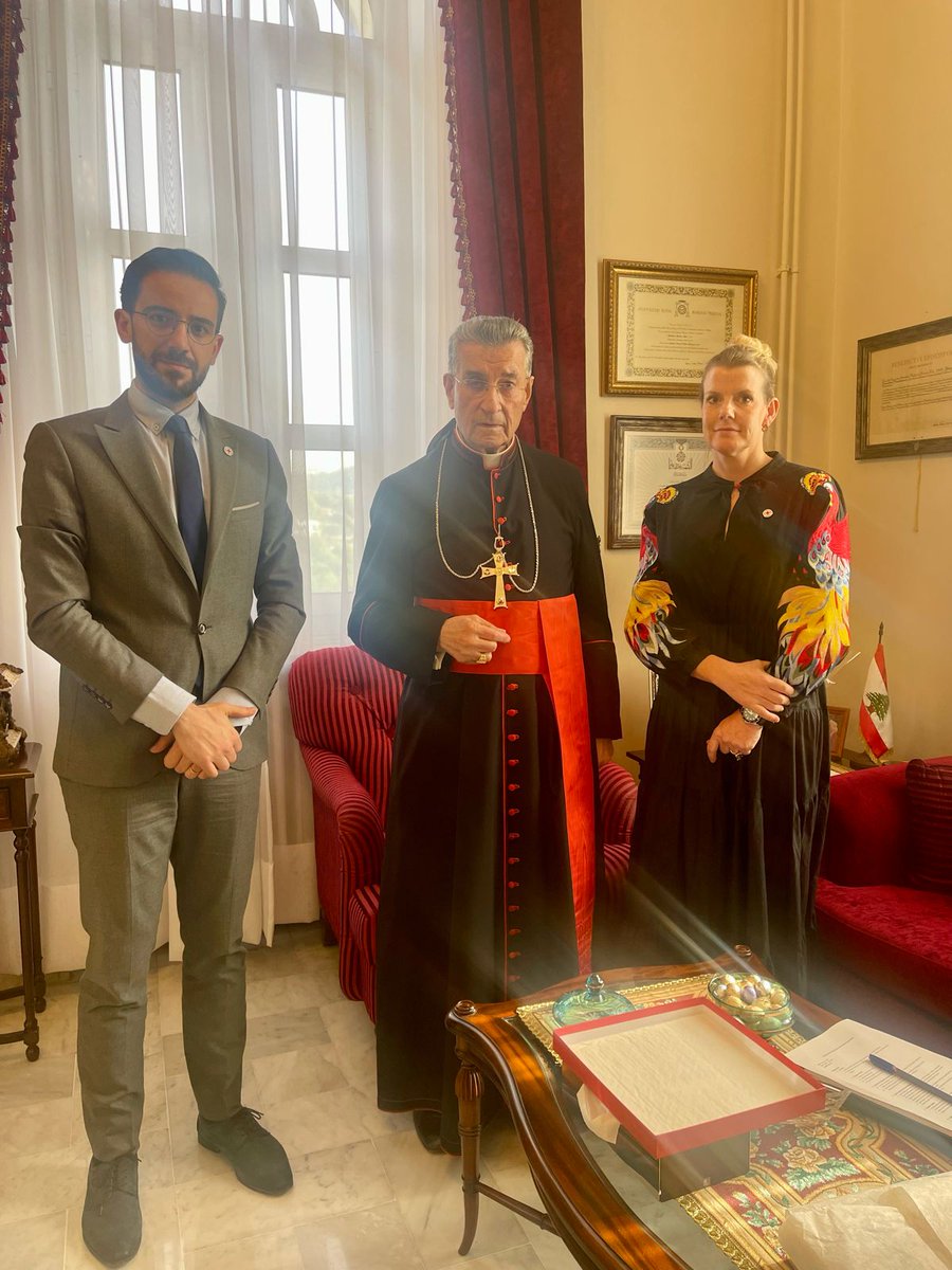 Valuable discussions with His Beatitude Patriarch Bechara Boutros El Rahi @bkerki, focusing on #ICRC’s commitment to address the humanitarian situation in #Lebanon 🇱🇧 and listening to his views on the volatile situation in the country.