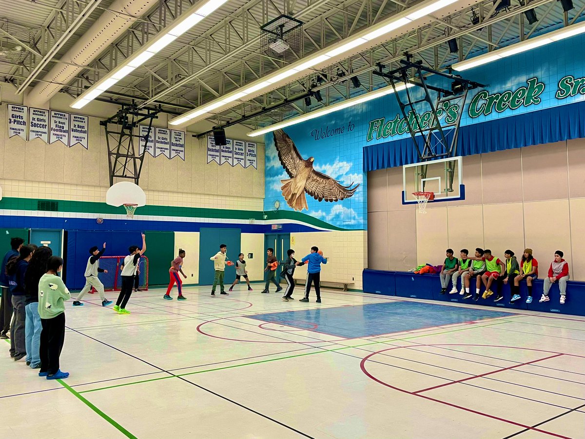 Round 2 of tournaments for charity - Grade 7 handball, organized and supervised by Grade 8s. All proceeds going to charity! #studentledinitiative #helpingthecommunity #leadership <a href="/FletchersSrPS/">Fletcher's Creek Sr. PS</a> <a href="/vidagardener/">Vida Gardener</a>